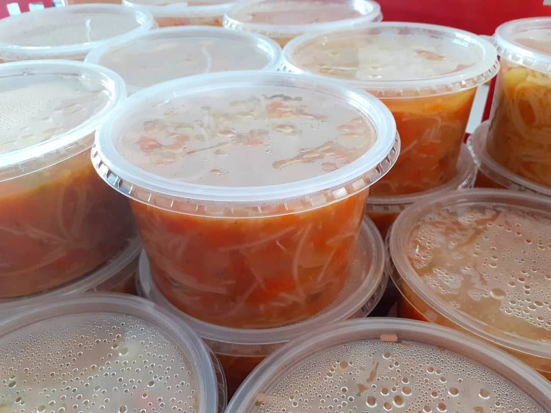 Governo Municipal entrega 291 litros de sopa para moradores do Mutirão